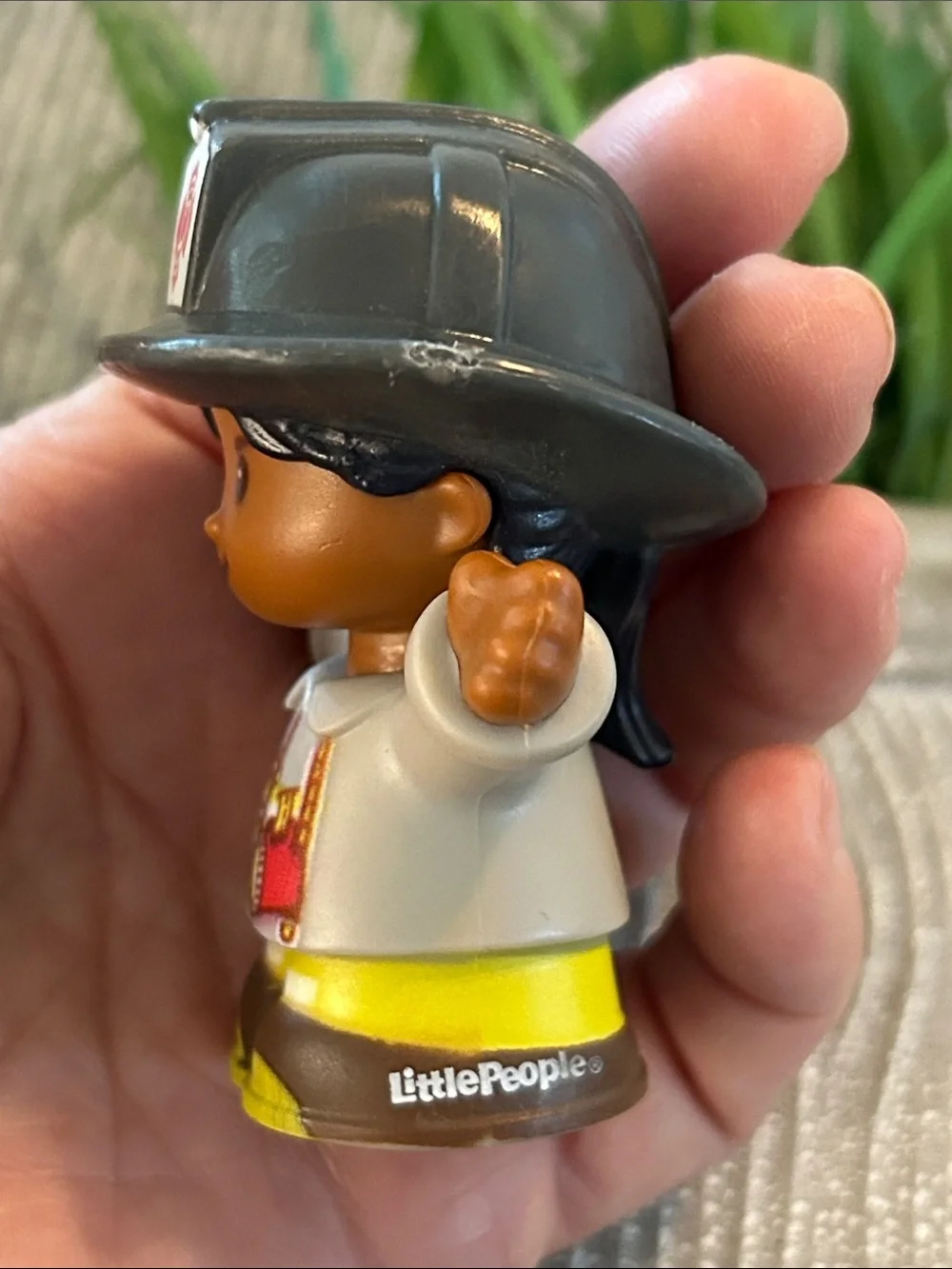 Fisher price little people fire fighter figurines replacement figures x2